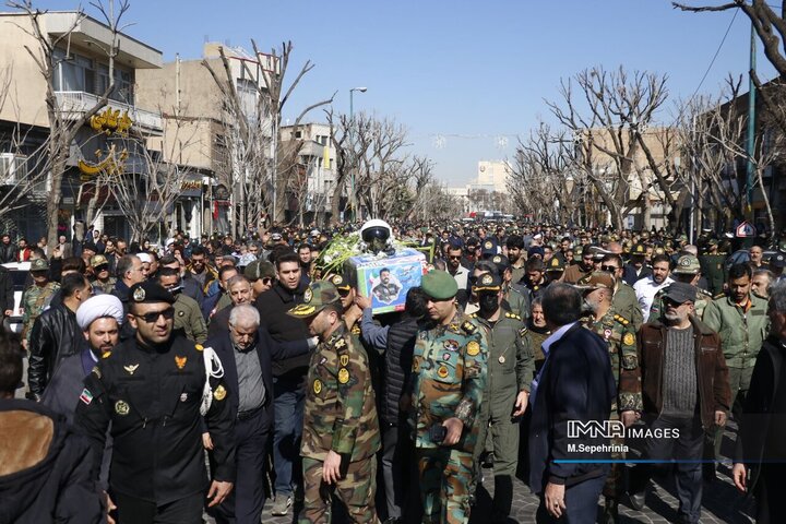 تشییع پیکر شهید سرتیپ دوم خلبان «مهدی فیروزمند» در تبریز