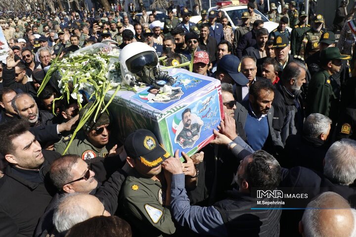 تشییع پیکر شهید سرتیپ دوم خلبان «مهدی فیروزمند» در تبریز