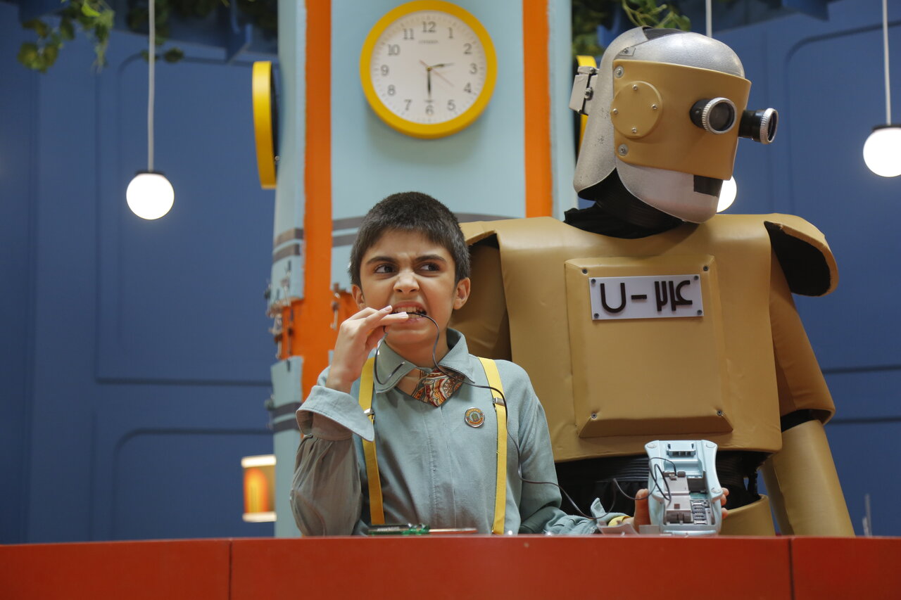 «هتل بسیار بسیار عجیب» از امروز روی آنتن شبکه نهال/ رونمایی از تیزر شخصیت سریال