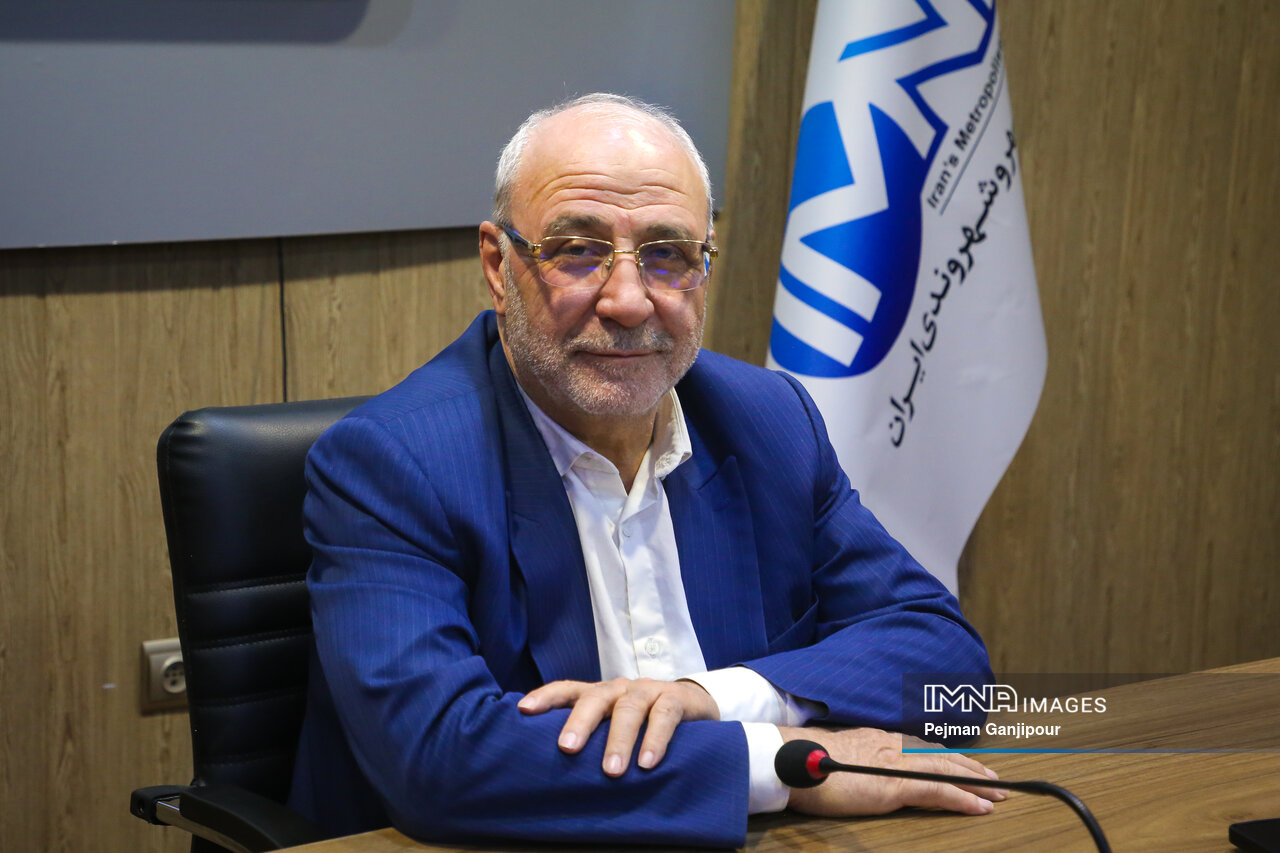 نمایندگان چه میگویند؟ از دفاع از تعویق تا مطالبه بازگشایی