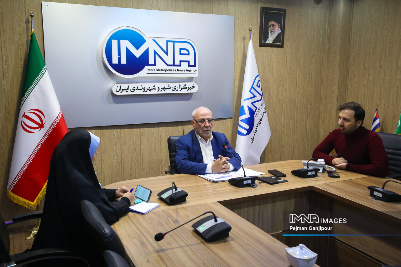 اورانیوم ۶۰ درصد اهرم راهبردی ما است، نباید از کشور خارج شود