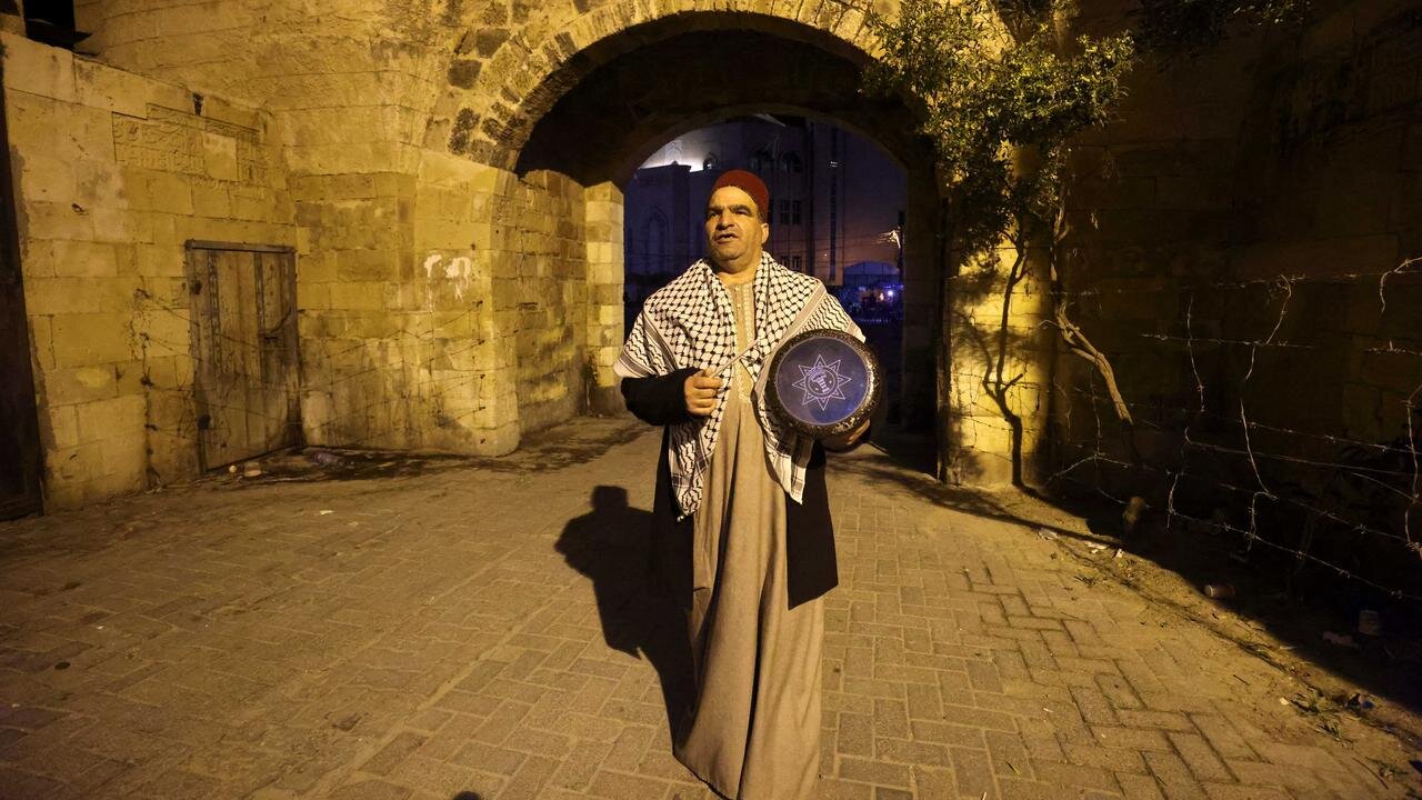 مسحراتی؛ صدای خاموششده رمضان در عصر دیجیتال