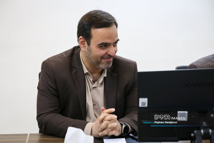 جلسه ستاد خدمات سفر شهر اصفهان