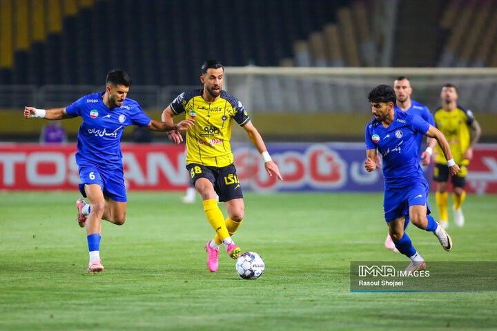 هفته بیست و دوم لیگ برتر فوتبال؛ سپاهان - استقلال خوزستان