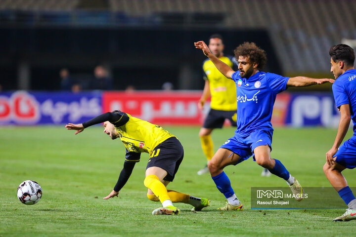 هفته بیست و دوم لیگ برتر فوتبال؛ سپاهان - استقلال خوزستان