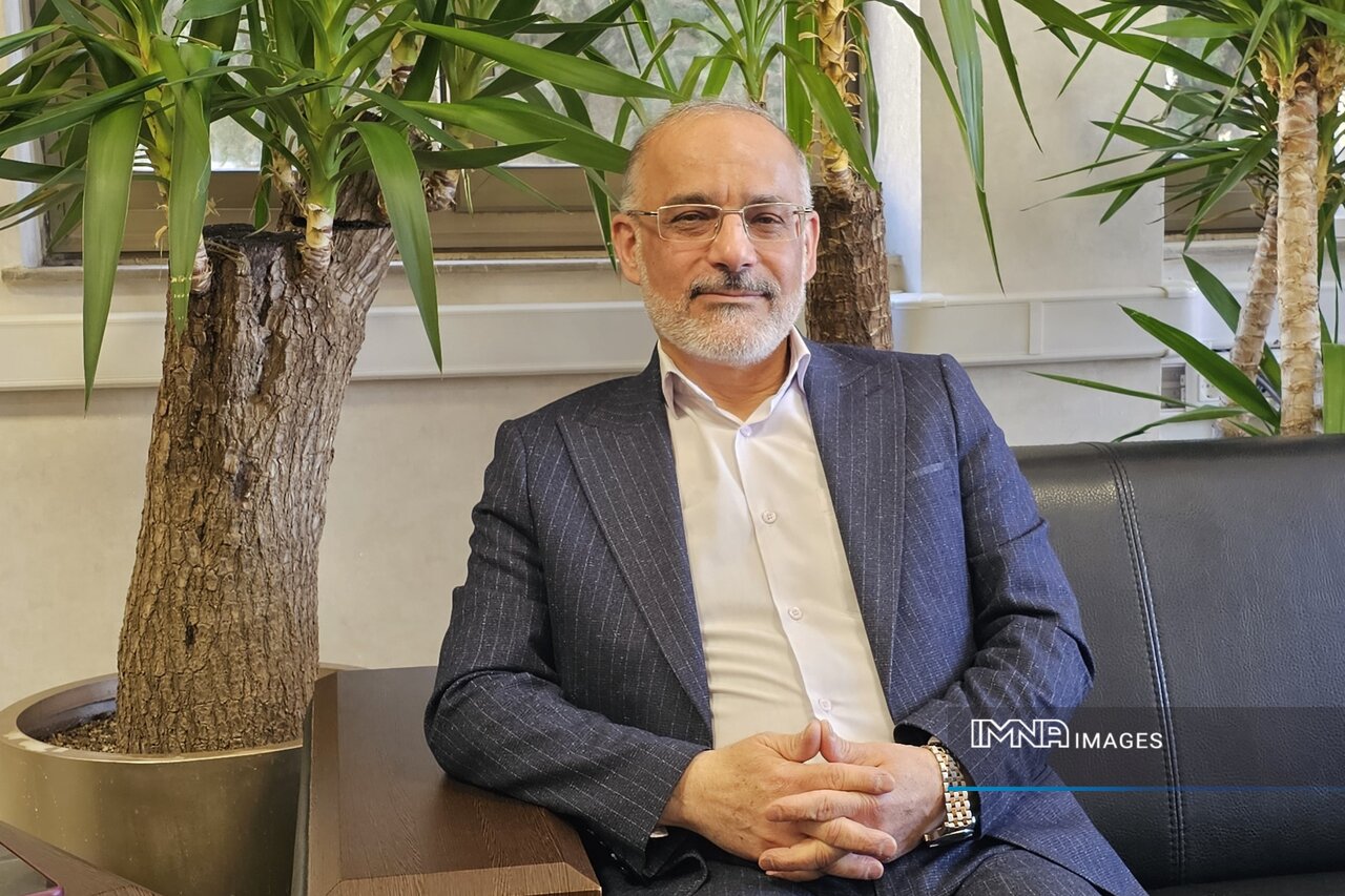 منطقه ۴ کانون پروژه‌های بسته «پرواز اصفهان»/ گره قدیمی خیابان بازارچه باز شد