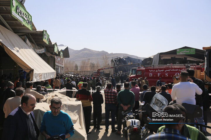 جان باختن ۴ نفر و مصدومیت یک نفر در پی سقوط بالگرد در درچه اصفهان + فیلم