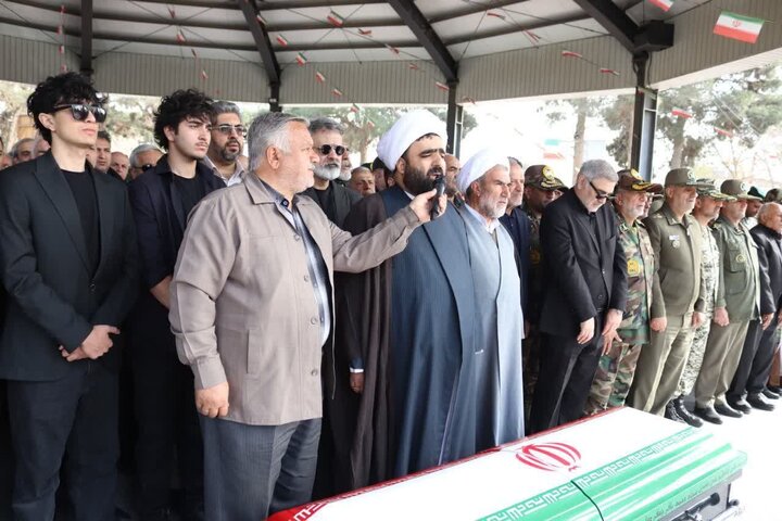 پیکر فرمانده اسبق نیروی زمینی ارتش جمهوری اسلامی در شهرقدس آرام گرفت