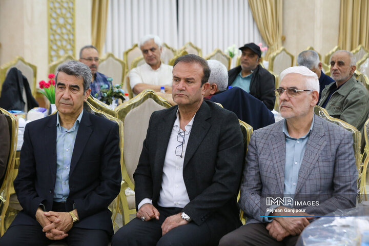 گردهمایی اعضا و مسئولین سابق بسیج مدارس اصفهان