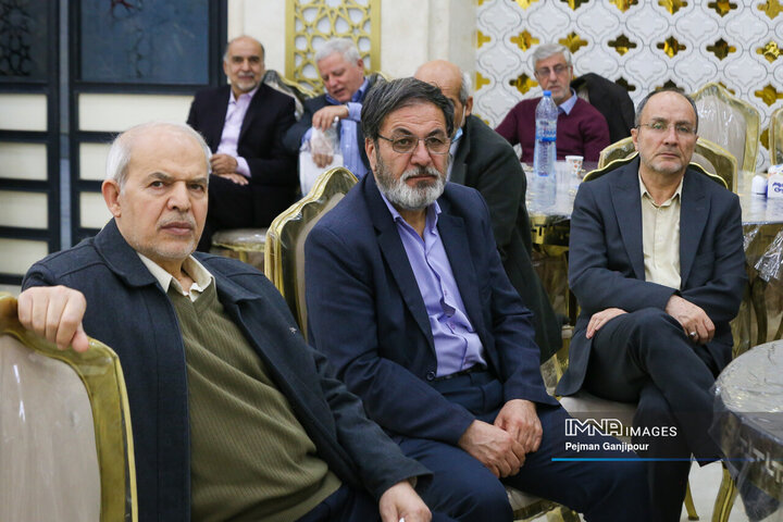 گردهمایی اعضا و مسئولین سابق بسیج مدارس اصفهان