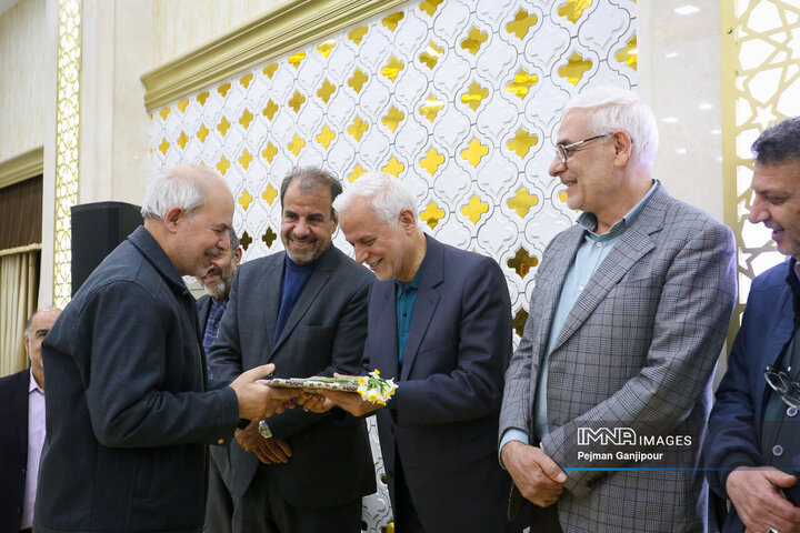 گردهمایی اعضا و مسئولین سابق بسیج مدارس اصفهان