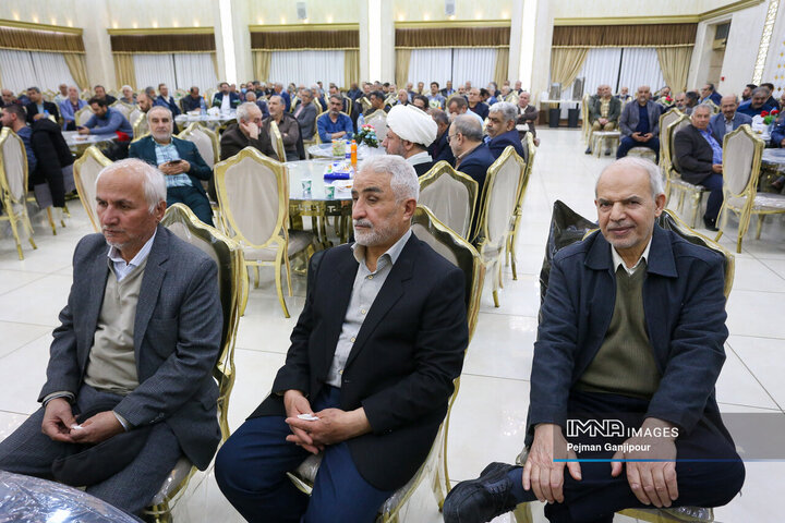 گردهمایی اعضا و مسئولین سابق بسیج مدارس اصفهان