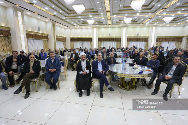 گردهمایی اعضا و مسئولین سابق بسیج مدارس اصفهان