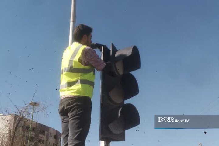 ایمن‌سازی ترافیکی محلات، توسعه حمل‌ونقل عمومی و بازسازی زیرساخت‌ها در منطقه ۱۱ اصفهان