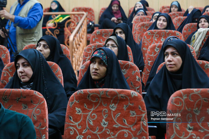 دوره آموزشی سطح یک خادمیاران شهدای کشور