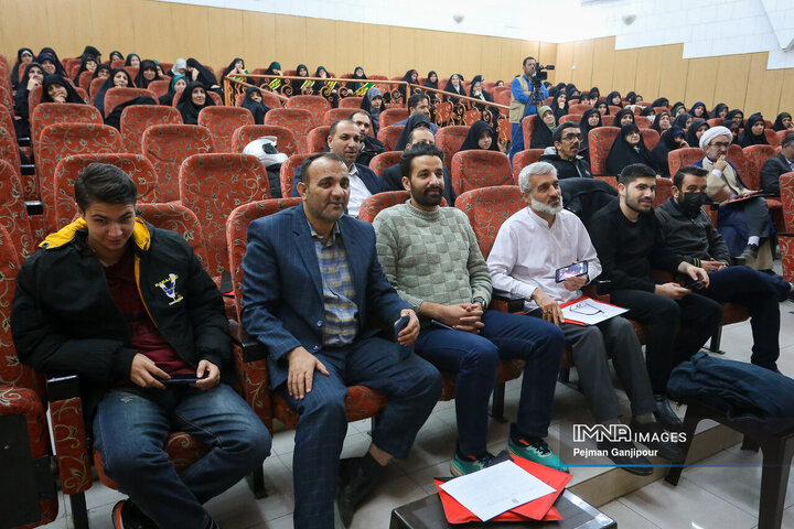 دوره آموزشی سطح یک خادمیاران شهدای کشور