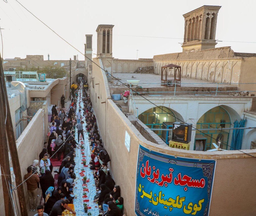 روایت هم‌افطاری از تهران تا گلچینان یزد /  کوچه‌هایی که رمضان را نفس می‌کشند