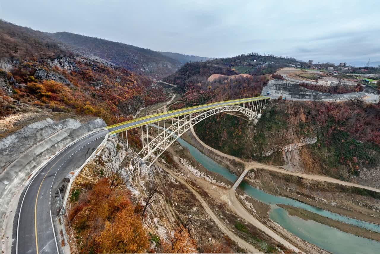 بزرگترین سازههای فلزی کشور و سد گلورد افتتاح شد