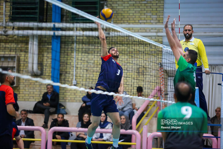 مسابقات والیبال کارکنان شهرداری اصفهان