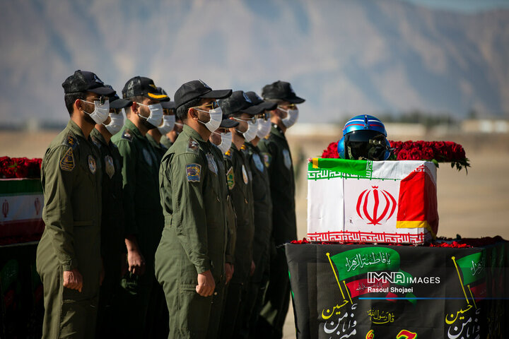 آیین تشییع شهدای هوانیروز در اصفهان برگزار شد