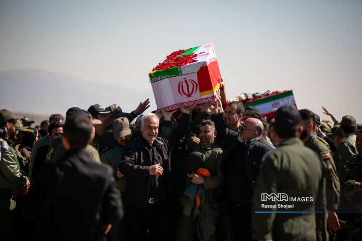 مراسم تشییع شهدای سقوط بالگرد هوانیروز