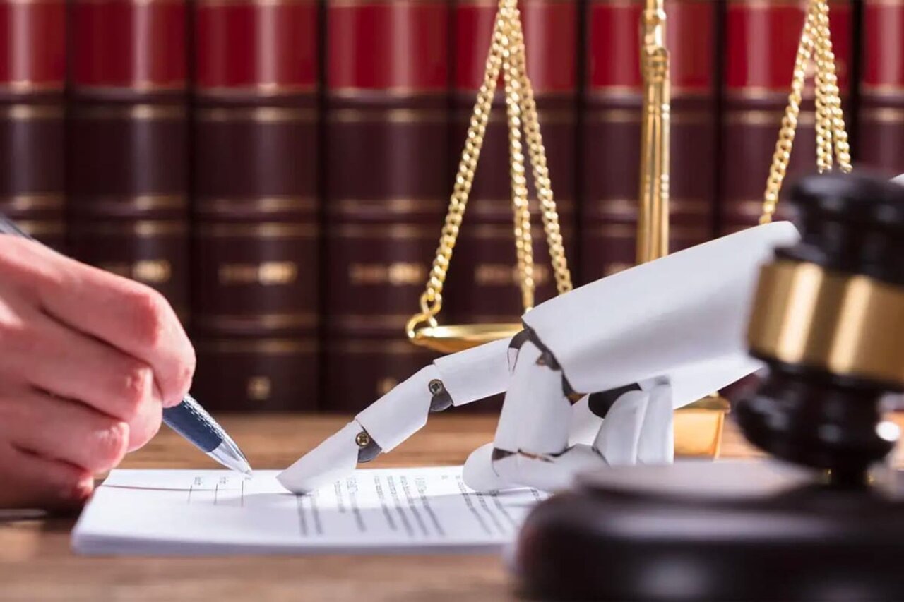 هوش مصنوعی پشت میز وکالت؛ انتخابی آسان که گران تمام می‌شود