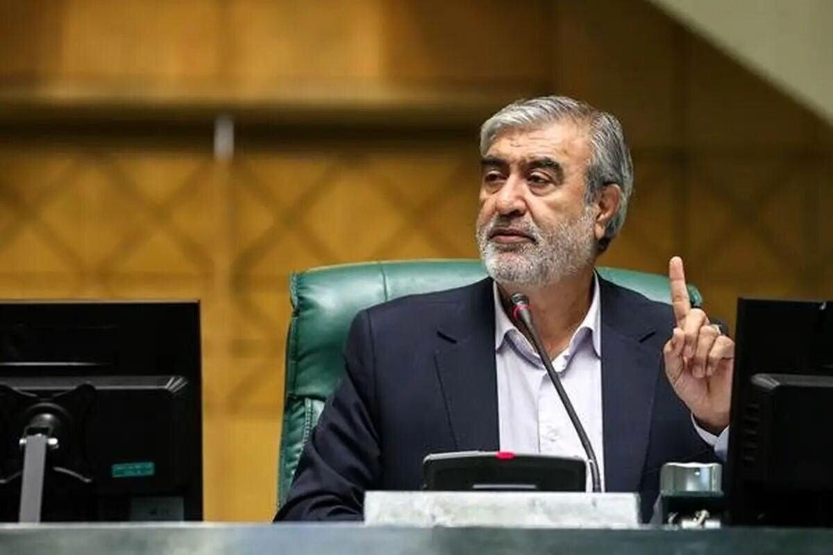 تشییع رهبر شهید پیام استمرار راه انقلاب است