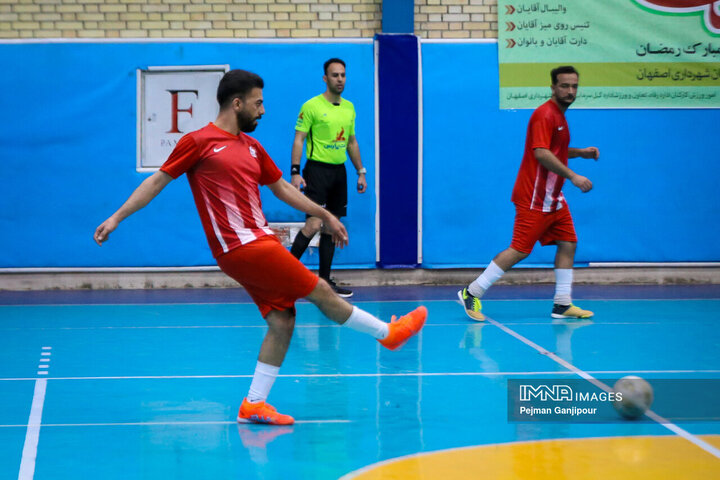 مسابقات فوتسال کارکنان شهرداری اصفهان «جام رمضان»