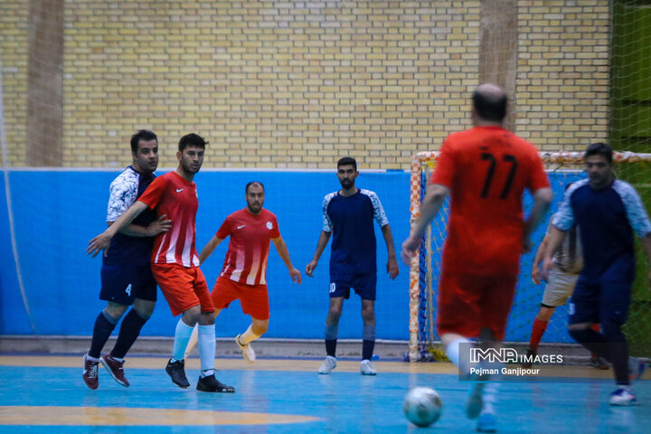 مسابقات فوتسال کارکنان شهرداری اصفهان «جام رمضان»