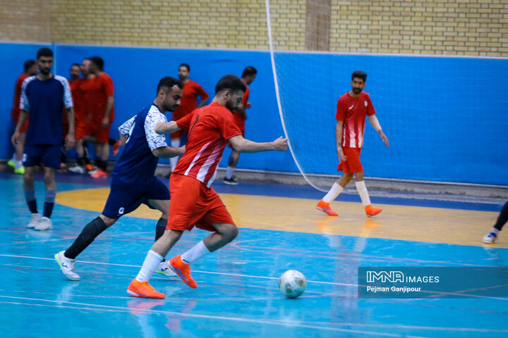 مسابقات فوتسال کارکنان شهرداری اصفهان «جام رمضان»