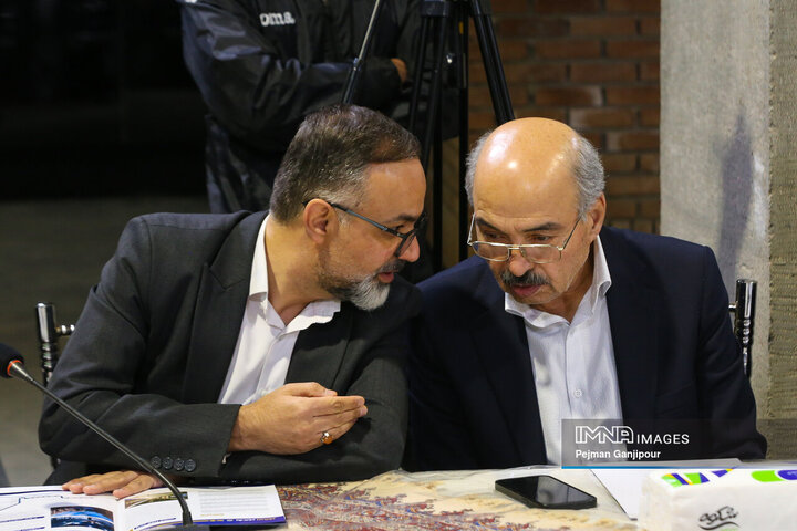 مجمع مدیران ارشد استان و منخبان مردم در مجلس و شورای اسلامی شهر اصفهان