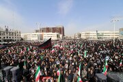 حضور مردم داغدار مشهد در خیابان‌های مرکز شهر پس از اعلام خبر شهادت امام خامنه‌ای(قدس سره)