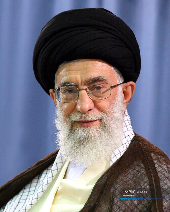 رهبر شهید انقلاب اسلامی حضرت آیت‌الله العظمی امام خامنه‌ای (قدس سره)