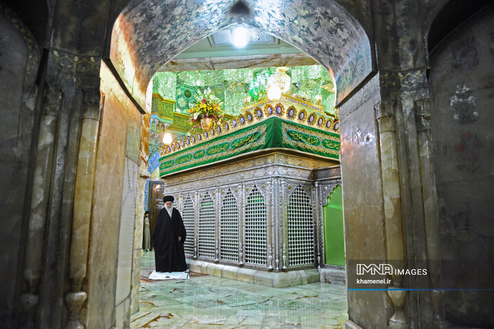 رهبر شهید انقلاب اسلامی حضرت آیت‌الله العظمی امام خامنه‌ای (قدس سره)
