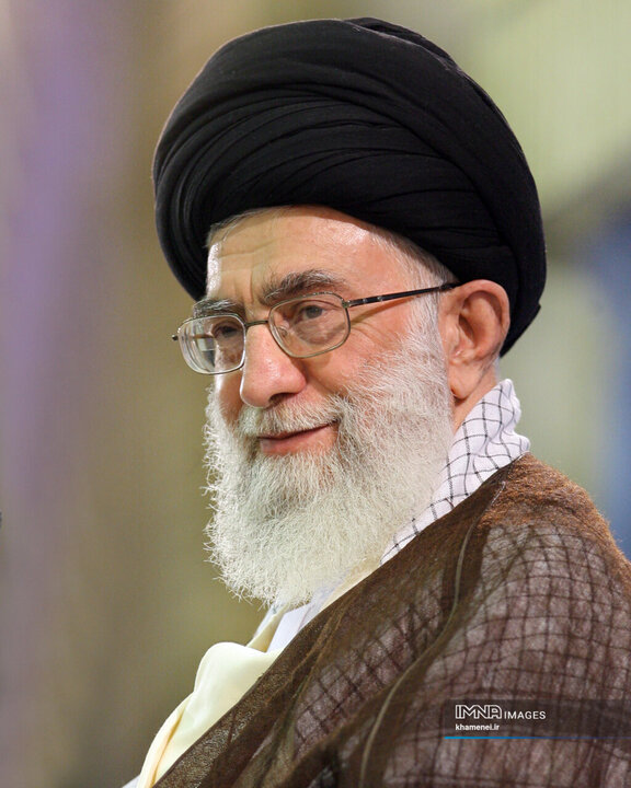 رهبر شهید انقلاب اسلامی حضرت آیت‌الله العظمی امام خامنه‌ای (قدس سره)