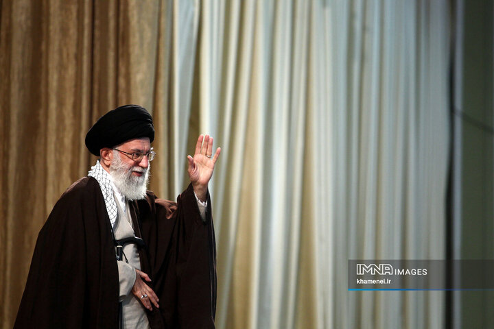 رهبر شهید انقلاب اسلامی حضرت آیت‌الله العظمی امام خامنه‌ای (قدس سره)