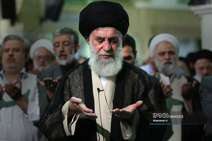 رهبر شهید انقلاب اسلامی حضرت آیت‌الله العظمی امام خامنه‌ای (قدس سره)