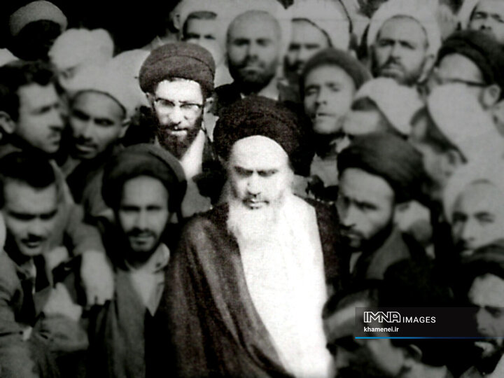 رهبر شهید انقلاب اسلامی حضرت آیت‌الله العظمی امام خامنه‌ای (قدس سره)