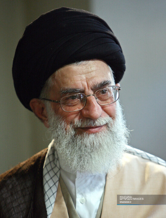 رهبر شهید انقلاب اسلامی حضرت آیت‌الله العظمی امام خامنه‌ای (قدس سره)