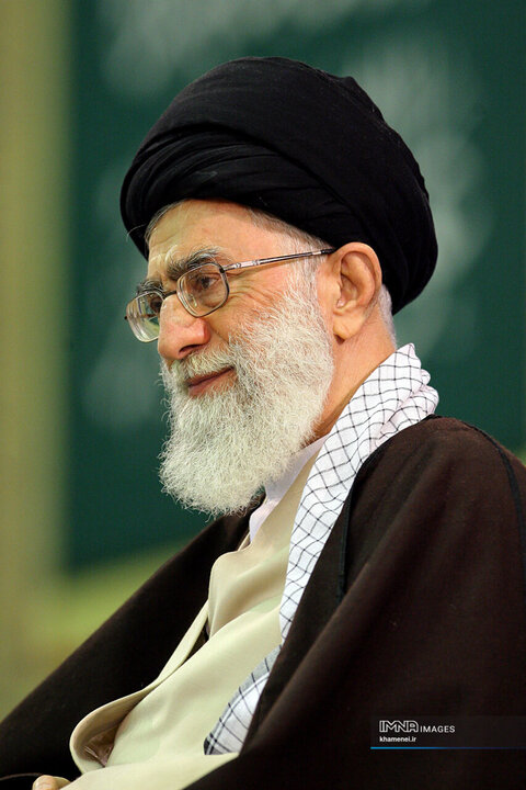 رهبر شهید انقلاب اسلامی حضرت آیت‌الله العظمی امام خامنه‌ای (قدس سره)