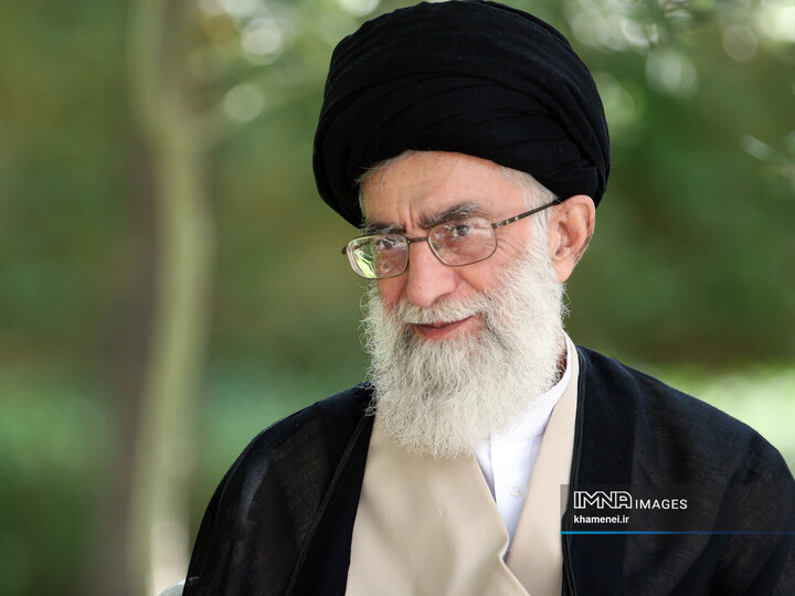 رهبر شهید انقلاب اسلامی حضرت آیت‌الله العظمی امام خامنه‌ای (قدس سره)