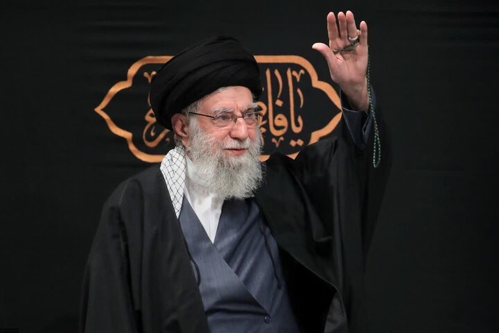 فیلم| تجمع مردم انقلابی بهارستان در پی شهادت رهبر انقلاب