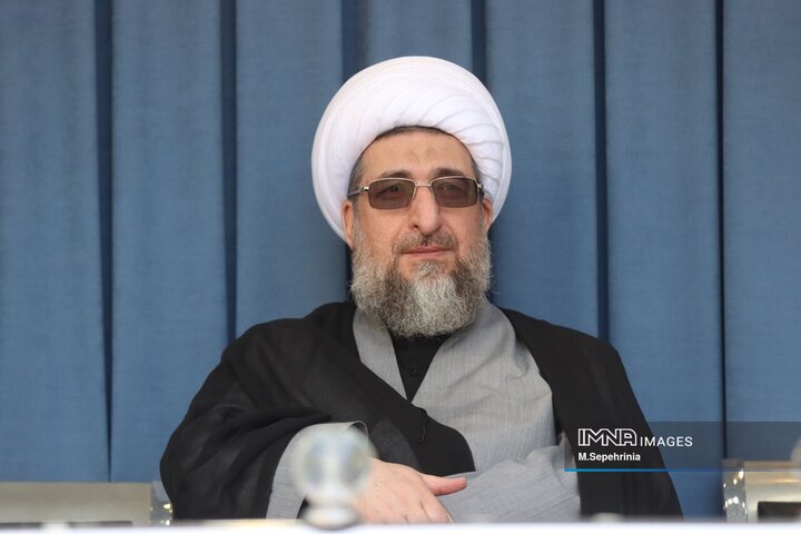 حضور مردم داغدار تبریز در خیابان‌های مرکز شهر پس از اعلام خبر شهادت امام خامنه‌ای(قدس سره)