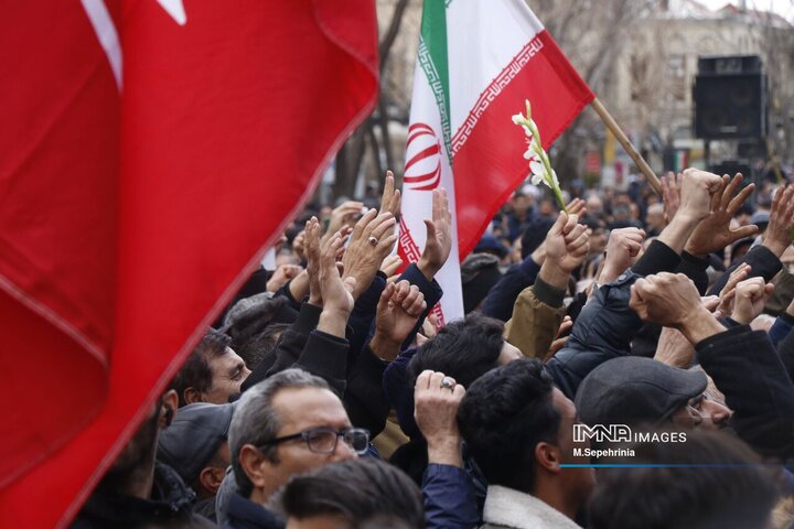 تشیع پیکر ۱۱ شهید اقتدار در تبریز