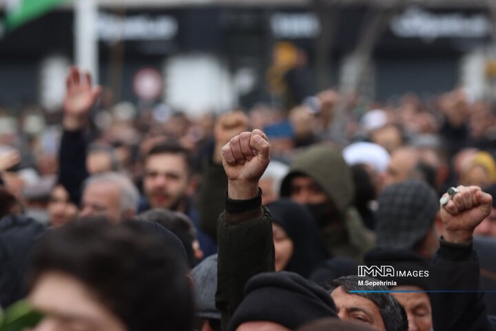 تشیع پیکر ۱۱ شهید اقتدار در تبریز