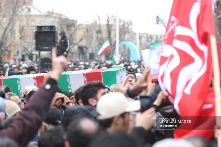 تشیع پیکر ۱۱ شهید اقتدار در تبریز