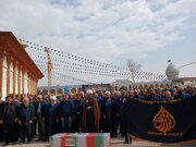 وداع شیراز با پیکر دانش‌آموز شهید علی حق‌شناس در حرم شاهچراغ (ع)