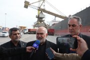 ترخیص بیش از یک‌ میلیون تن کالای اساسی از بنادر خوزستان