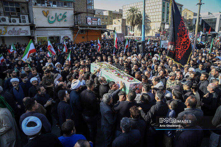 تشییع پیکر ۲ شهید اقتدار در اهواز