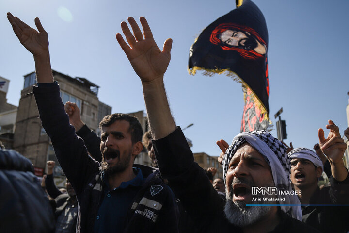 تشییع پیکر ۲ شهید اقتدار در اهواز